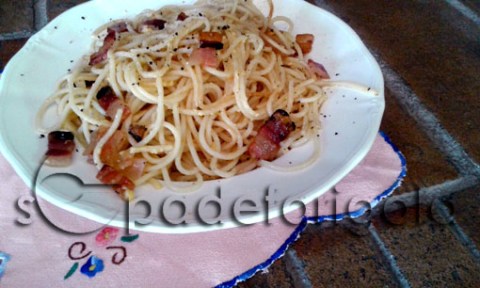 Espaguetis carbonara-sf